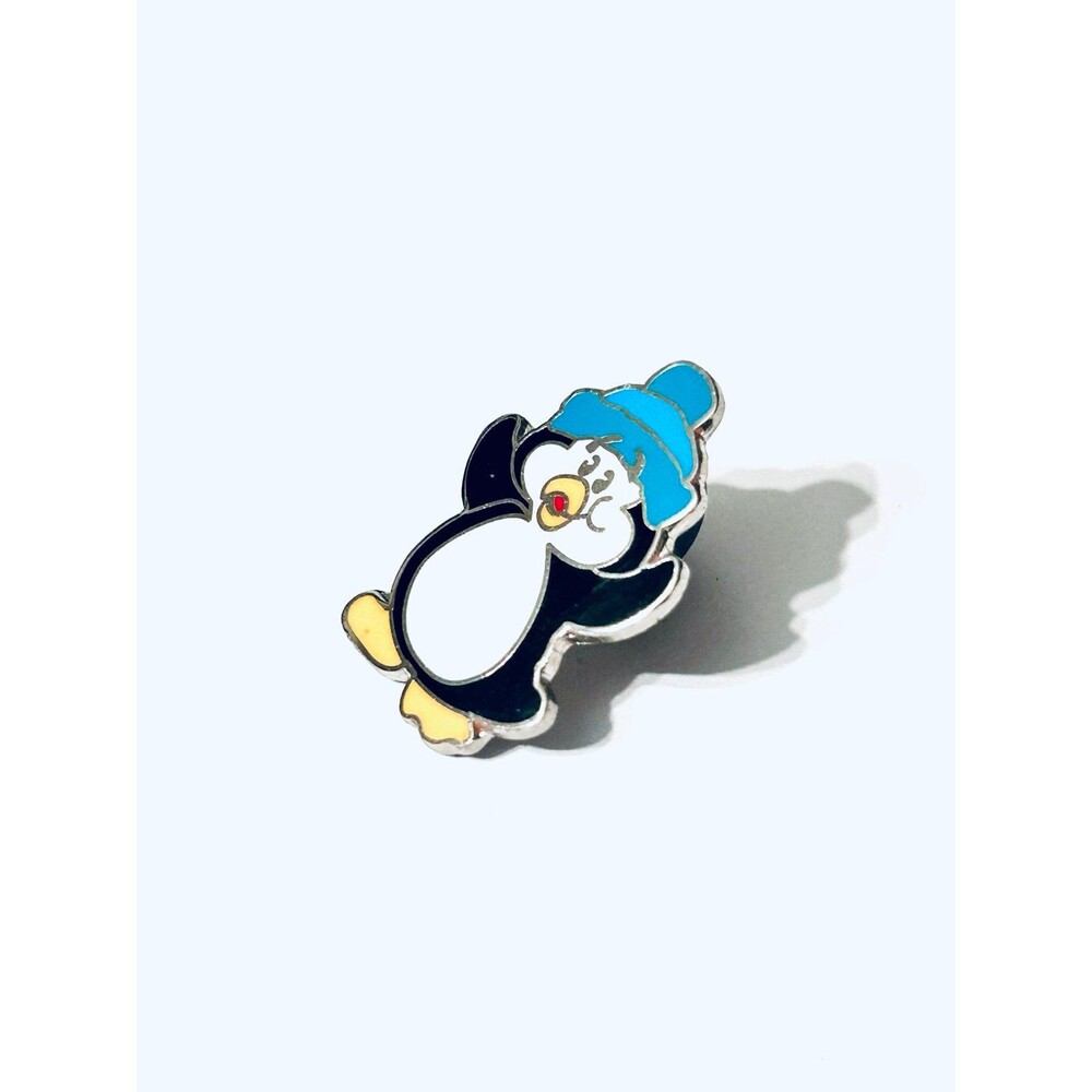 Penguin Enamel Pin - Picture 3 of 5